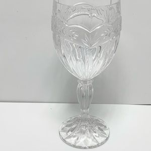 Oneida - Lead Crystal Clear Frosted Glass cup.